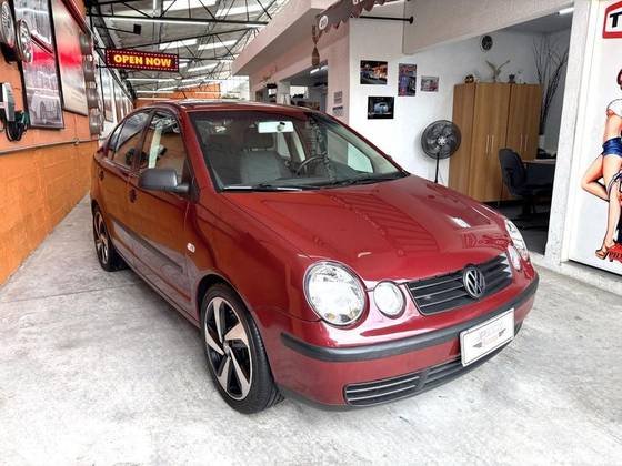 VOLKSWAGEN POLO SEDAN 2.0 MI 8V GASOLINA 4P MANUAL